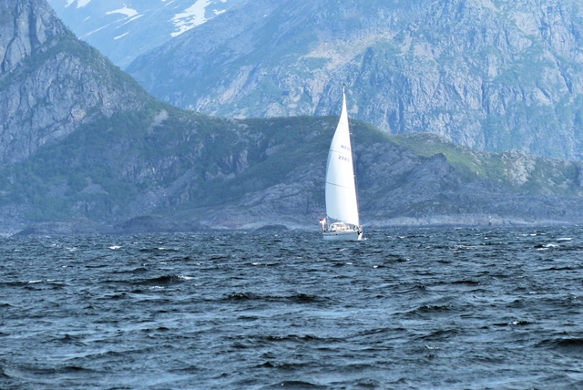 Bij het eiland Skrova, Lofoten op 7 juli 2015            foto: Jaap Lub