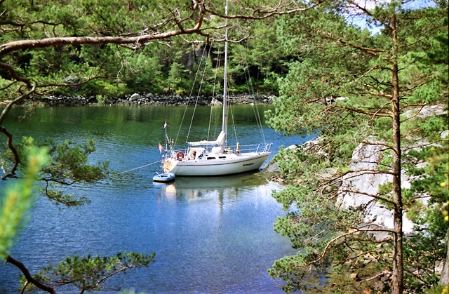 Lisoya, Hordaland, een schitterend natuurhaventje en vroeger de woonplaats van de Noorse componist Ole Bull