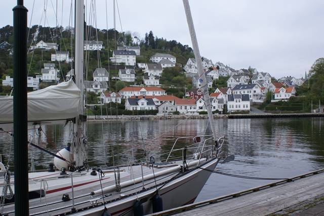 Langs de kade in Farsund