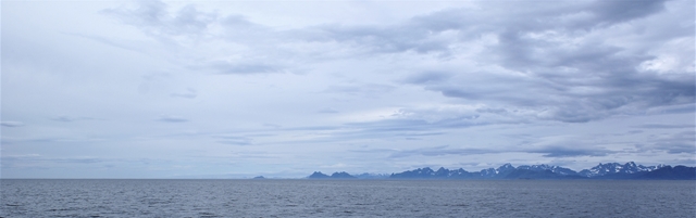 De Vesteralen / Lofoten over stuurboord